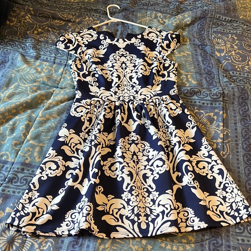 Navy white dress size 7/8